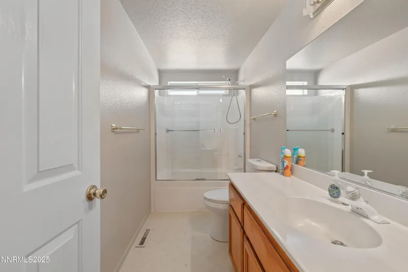 1168 Country Club, Minden, Nevada 89423, 3 Bedrooms Bedrooms, ,2 BathroomsBathrooms,Residential,Residential,Country Club,250058527