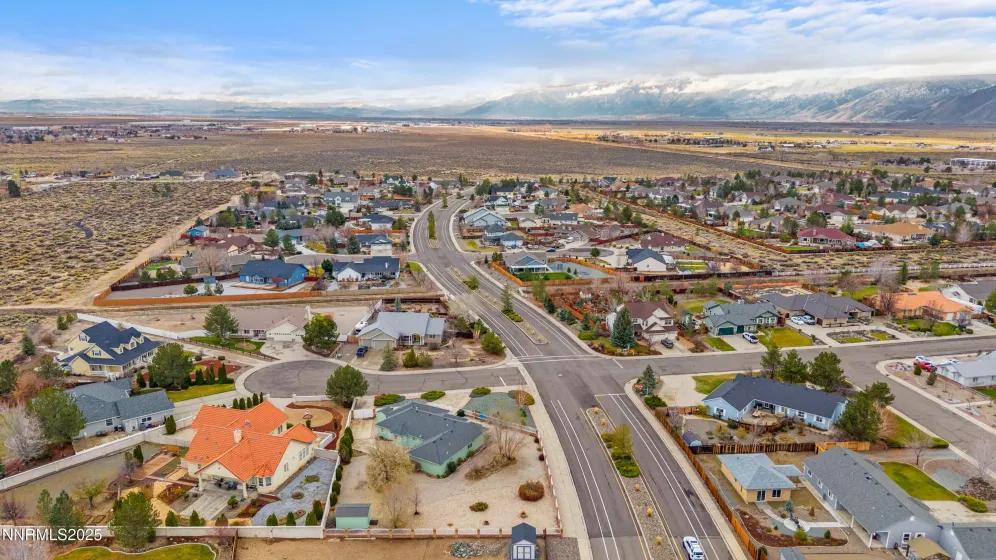 1168 Country Club, Minden, Nevada 89423, 3 Bedrooms Bedrooms, ,2 BathroomsBathrooms,Residential,Residential,Country Club,250058527