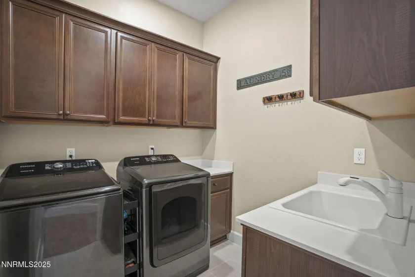 540 Gooseberry, Reno, Nevada 89523, 4 Bedrooms Bedrooms, ,4 BathroomsBathrooms,Residential,Residential,Gooseberry,250058528