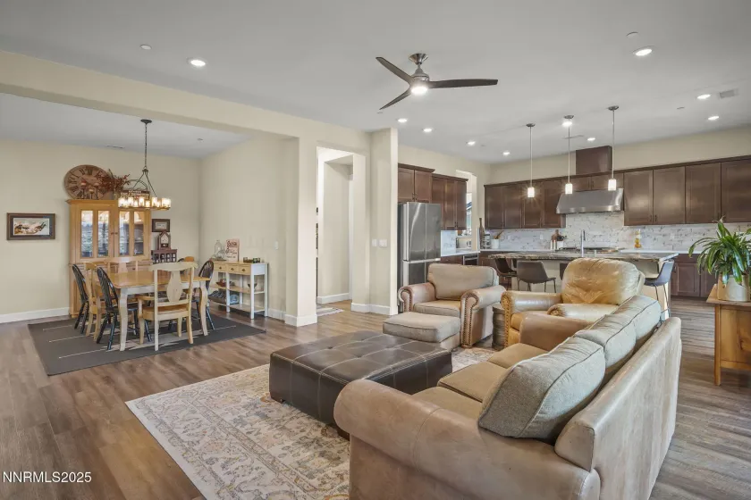 540 Gooseberry, Reno, Nevada 89523, 4 Bedrooms Bedrooms, ,4 BathroomsBathrooms,Residential,Residential,Gooseberry,250058528