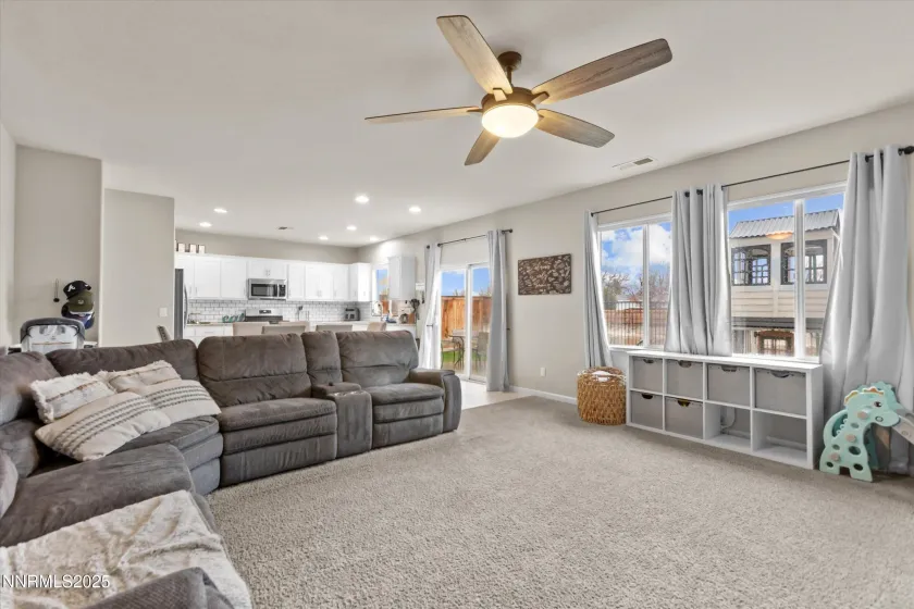 1182 Canvasback, Carson City, Nevada 89701, 4 Bedrooms Bedrooms, ,3 BathroomsBathrooms,Residential,Residential,Canvasback,250058529