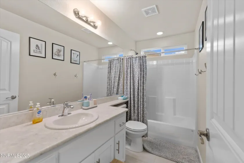 1182 Canvasback, Carson City, Nevada 89701, 4 Bedrooms Bedrooms, ,3 BathroomsBathrooms,Residential,Residential,Canvasback,250058529