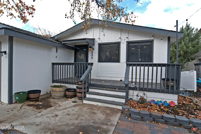 296 Ave De La Bleu De Clair, Sparks, Nevada 89434, 3 Bedrooms Bedrooms, ,2 BathroomsBathrooms,Residential,Residential,Ave De La Bleu De Clair,250058531