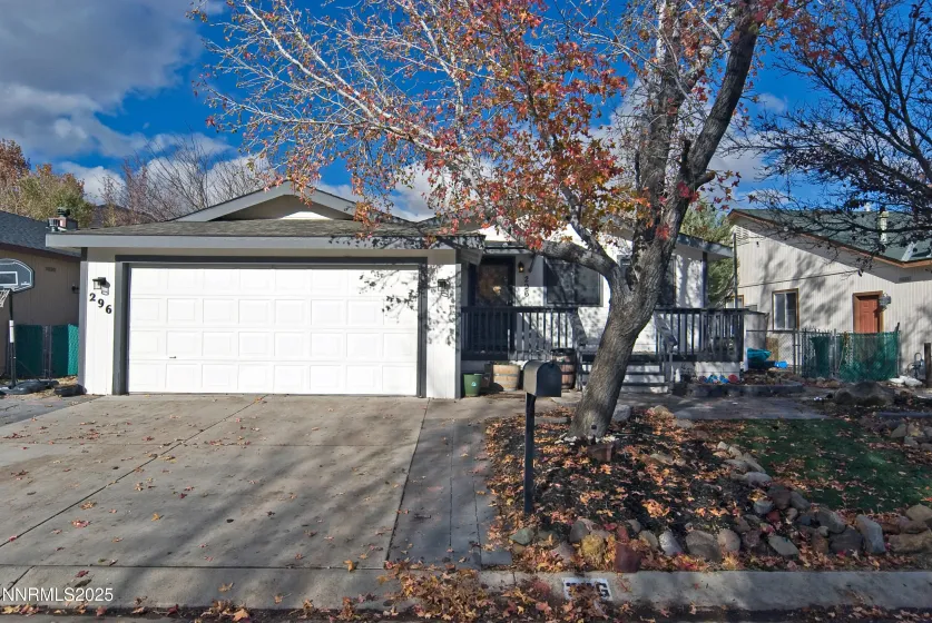 296 Ave De La Bleu De Clair, Sparks, Nevada 89434, 3 Bedrooms Bedrooms, ,2 BathroomsBathrooms,Residential,Residential,Ave De La Bleu De Clair,250058531