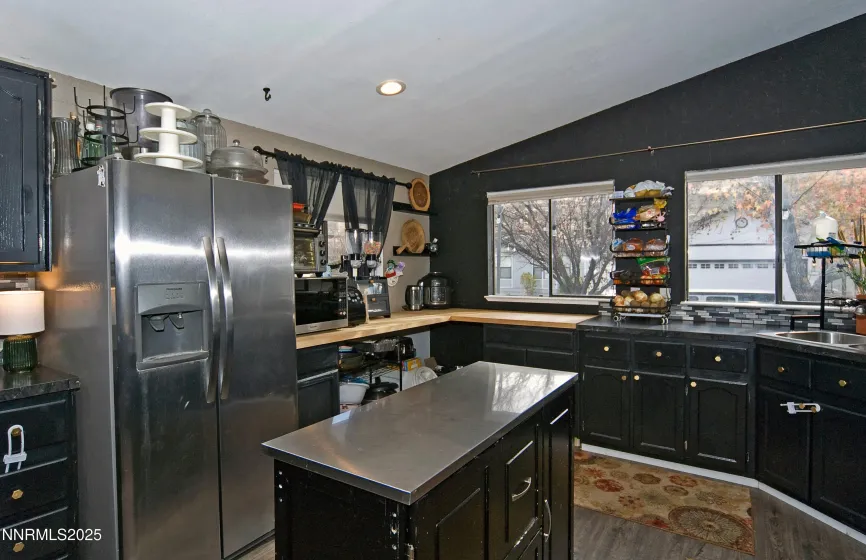 296 Ave De La Bleu De Clair, Sparks, Nevada 89434, 3 Bedrooms Bedrooms, ,2 BathroomsBathrooms,Residential,Residential,Ave De La Bleu De Clair,250058531