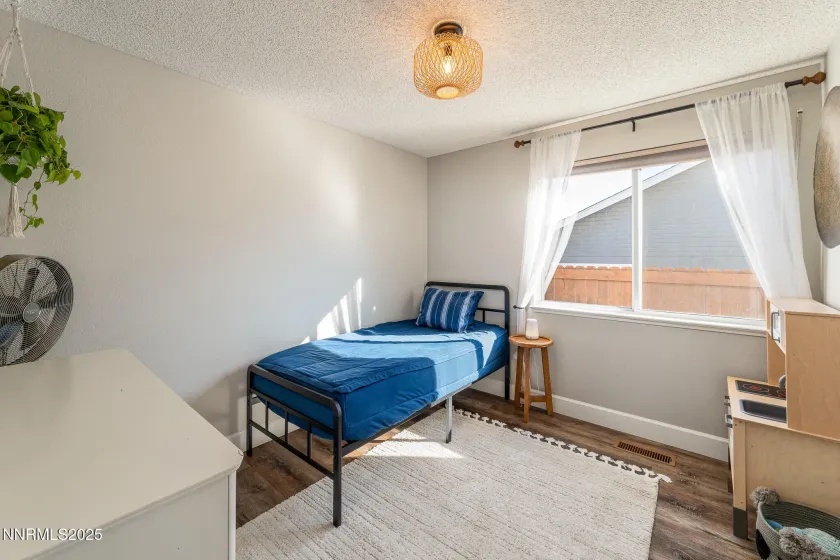 6800 Pah Rah, Sparks, Nevada 89436, 3 Bedrooms Bedrooms, ,2 BathroomsBathrooms,Residential,Residential,Pah Rah,250058535