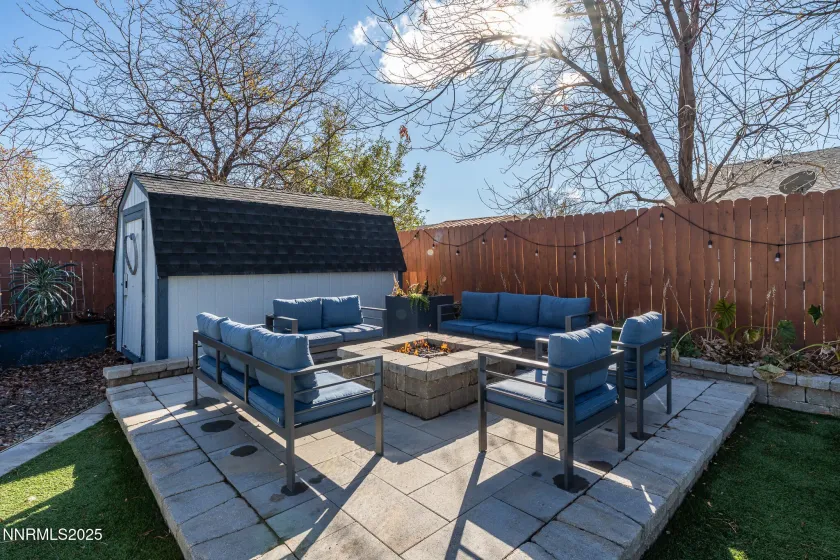 6800 Pah Rah, Sparks, Nevada 89436, 3 Bedrooms Bedrooms, ,2 BathroomsBathrooms,Residential,Residential,Pah Rah,250058535