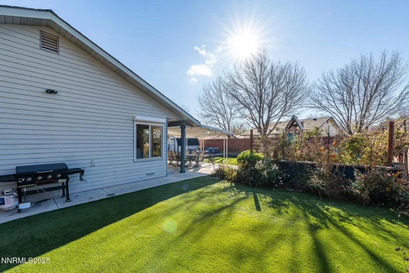 6800 Pah Rah, Sparks, Nevada 89436, 3 Bedrooms Bedrooms, ,2 BathroomsBathrooms,Residential,Residential,Pah Rah,250058535