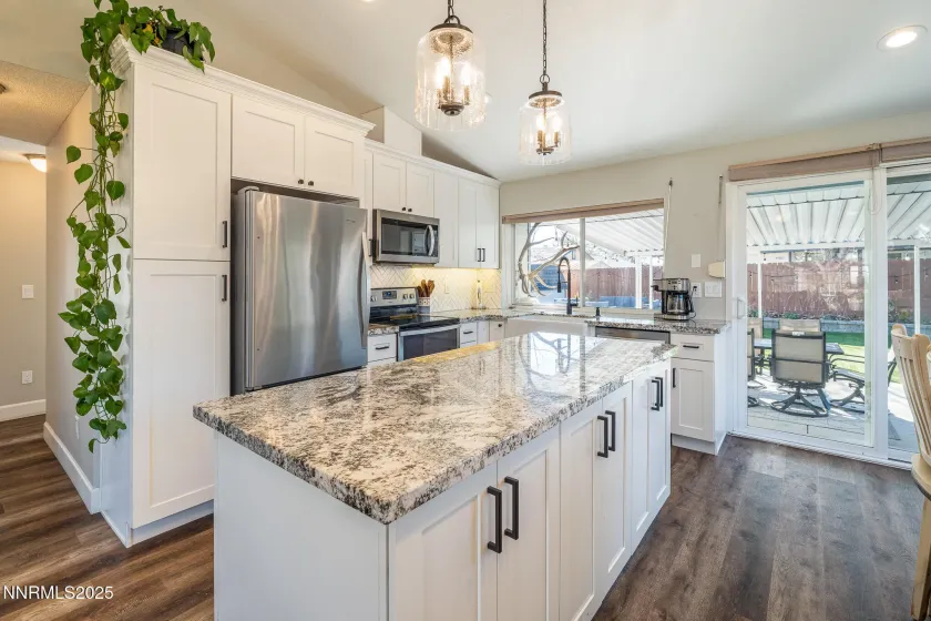 6800 Pah Rah, Sparks, Nevada 89436, 3 Bedrooms Bedrooms, ,2 BathroomsBathrooms,Residential,Residential,Pah Rah,250058535