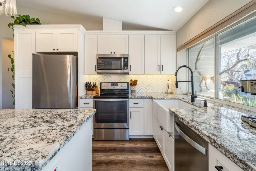 6800 Pah Rah, Sparks, Nevada 89436, 3 Bedrooms Bedrooms, ,2 BathroomsBathrooms,Residential,Residential,Pah Rah,250058535