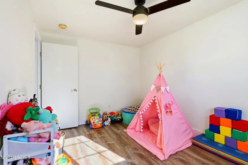 632 Occidental, Dayton, Nevada 89403, 3 Bedrooms Bedrooms, ,2 BathroomsBathrooms,Residential,Residential,Occidental,250058536