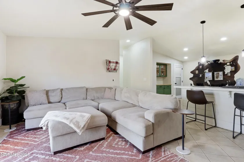 632 Occidental, Dayton, Nevada 89403, 3 Bedrooms Bedrooms, ,2 BathroomsBathrooms,Residential,Residential,Occidental,250058536