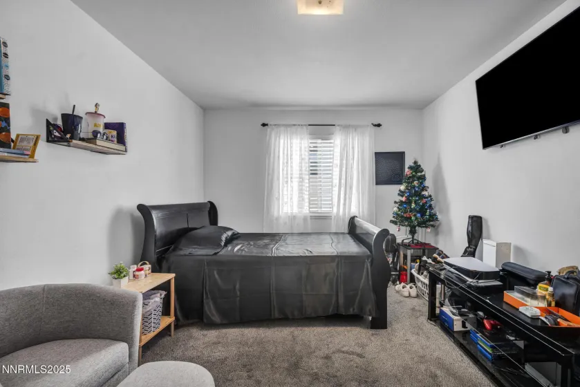 5676 Peach, Sun Valley, Nevada 89433, 3 Bedrooms Bedrooms, ,2 BathroomsBathrooms,Residential,Residential,Peach,250058539