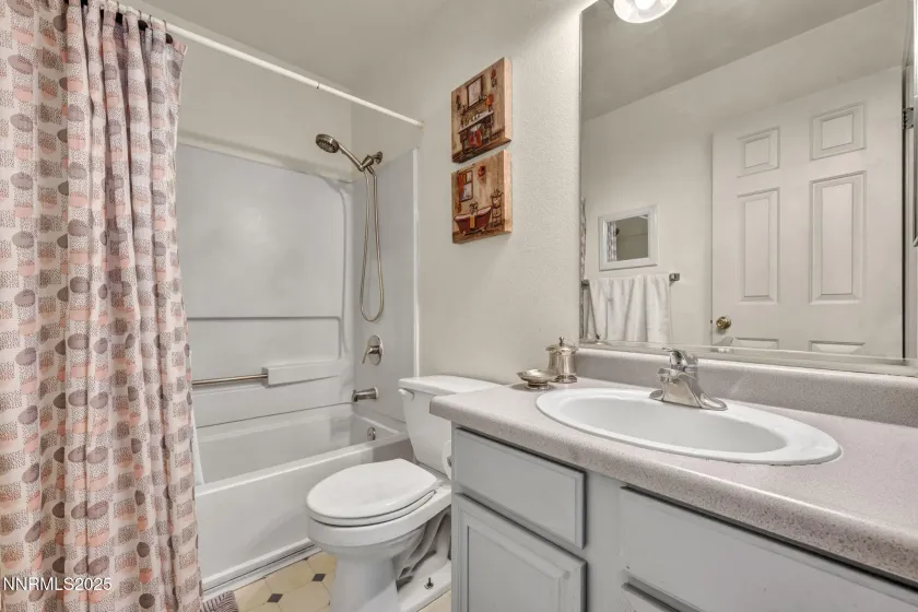 5676 Peach, Sun Valley, Nevada 89433, 3 Bedrooms Bedrooms, ,2 BathroomsBathrooms,Residential,Residential,Peach,250058539