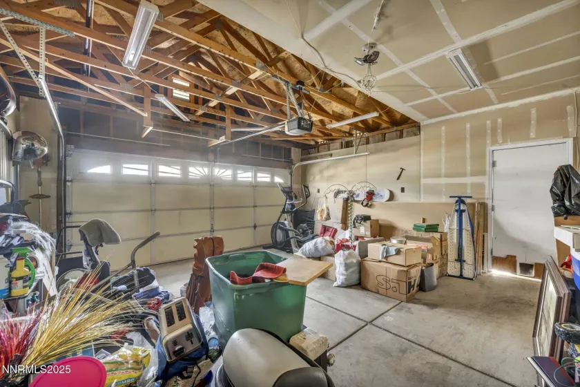 5676 Peach, Sun Valley, Nevada 89433, 3 Bedrooms Bedrooms, ,2 BathroomsBathrooms,Residential,Residential,Peach,250058539