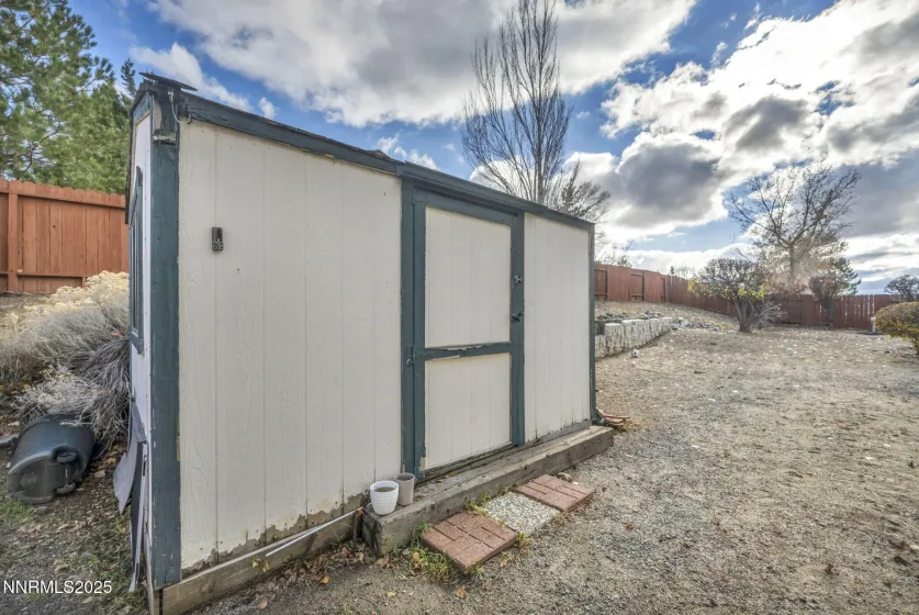 5676 Peach, Sun Valley, Nevada 89433, 3 Bedrooms Bedrooms, ,2 BathroomsBathrooms,Residential,Residential,Peach,250058539