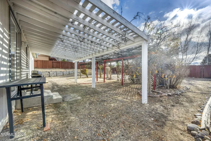 5676 Peach, Sun Valley, Nevada 89433, 3 Bedrooms Bedrooms, ,2 BathroomsBathrooms,Residential,Residential,Peach,250058539