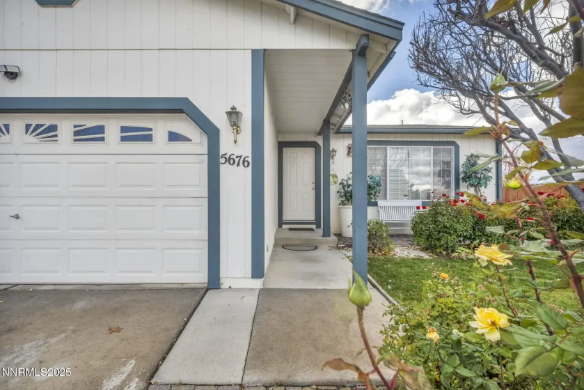 5676 Peach, Sun Valley, Nevada 89433, 3 Bedrooms Bedrooms, ,2 BathroomsBathrooms,Residential,Residential,Peach,250058539