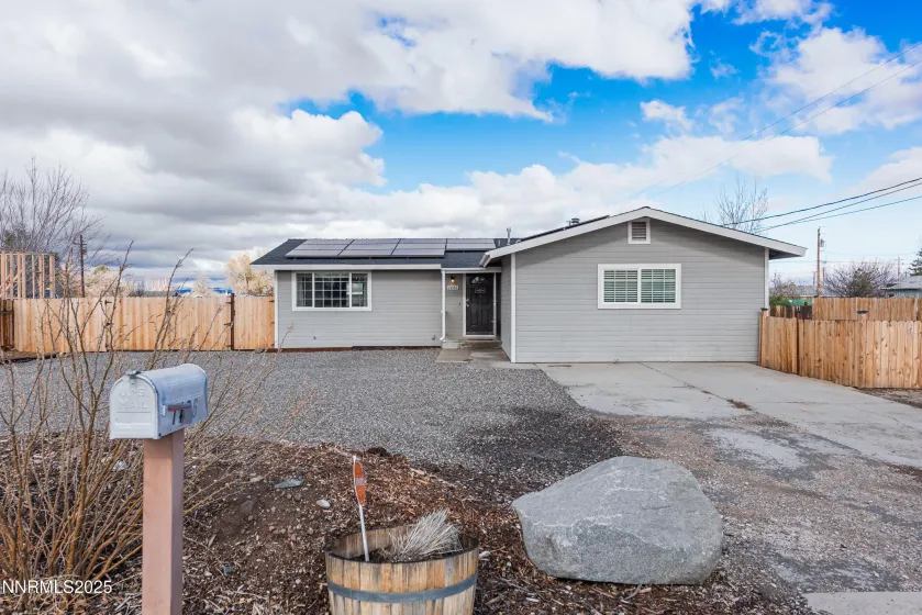 1486 Muir, Gardnerville, Nevada 89460, 3 Bedrooms Bedrooms, ,2 BathroomsBathrooms,Residential,Residential,Muir,250058540