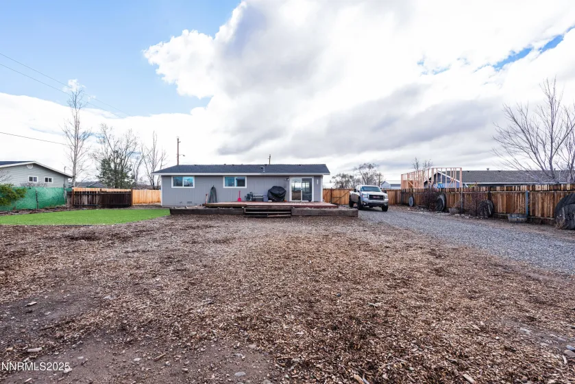 1486 Muir, Gardnerville, Nevada 89460, 3 Bedrooms Bedrooms, ,2 BathroomsBathrooms,Residential,Residential,Muir,250058540