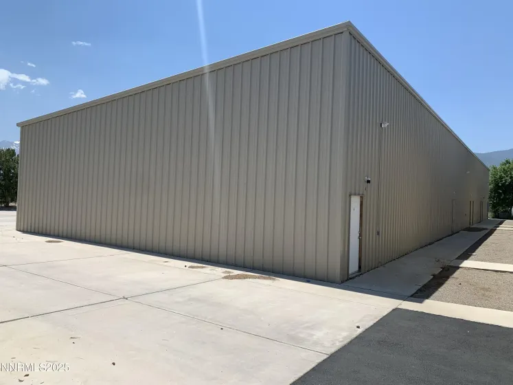 2213 Enterprise, Minden, Nevada 89423, ,Commercial Lease,Manufactured,Enterprise,250058543