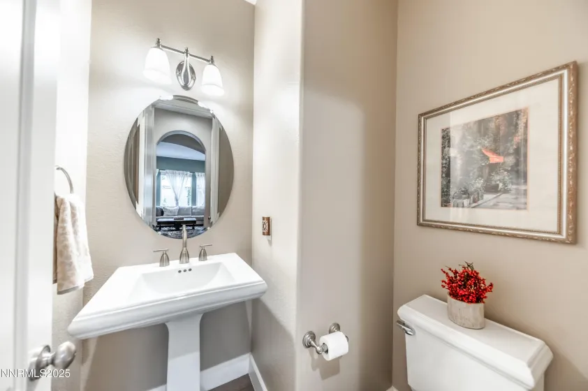 1612 Sawtooth, Reno, Nevada 89523, 4 Bedrooms Bedrooms, ,4 BathroomsBathrooms,Residential,Residential,Sawtooth,250058545