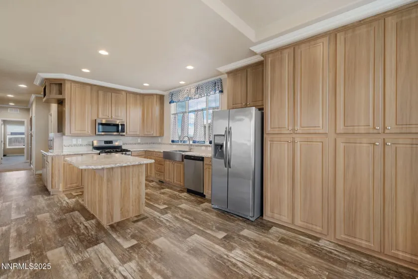 3040 Elm, Silver Springs, Nevada 89429, 4 Bedrooms Bedrooms, ,2 BathroomsBathrooms,Residential,Residential,Elm,250058547