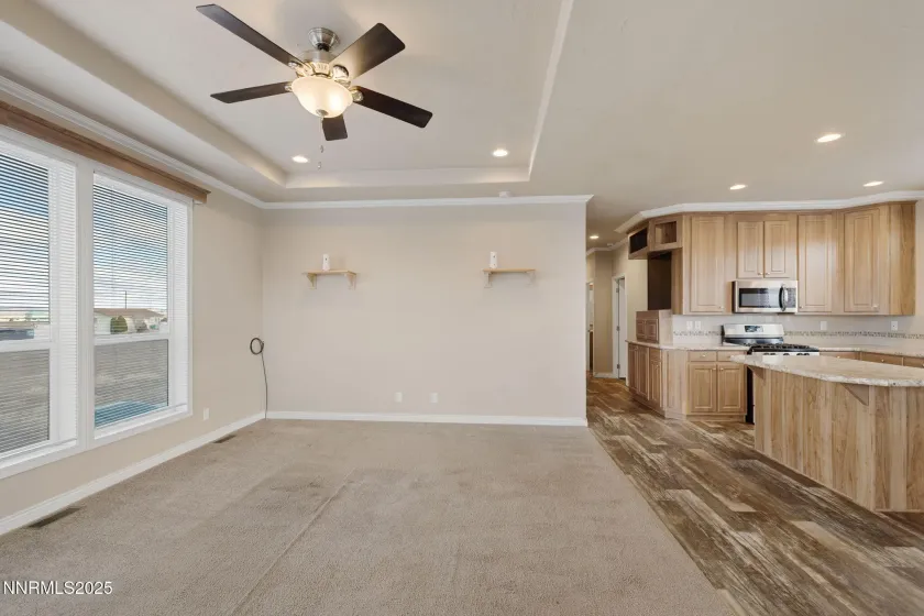 3040 Elm, Silver Springs, Nevada 89429, 4 Bedrooms Bedrooms, ,2 BathroomsBathrooms,Residential,Residential,Elm,250058547