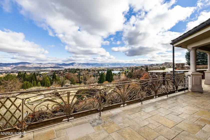 2490 Manzanita, Reno, Nevada 89509, 4 Bedrooms Bedrooms, ,8 BathroomsBathrooms,Residential,Residential,Manzanita,250058549