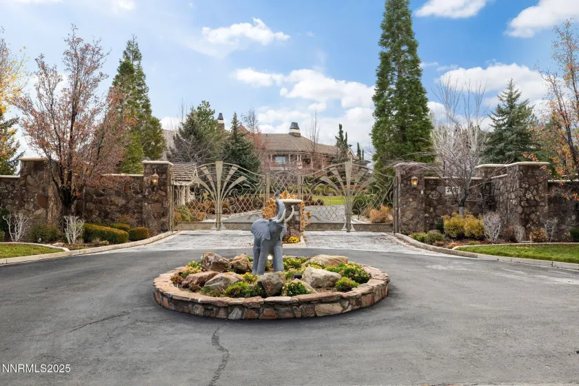 2490 Manzanita, Reno, Nevada 89509, 4 Bedrooms Bedrooms, ,8 BathroomsBathrooms,Residential,Residential,Manzanita,250058549