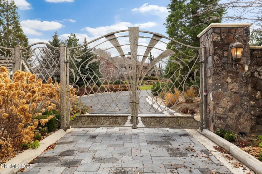 2490 Manzanita, Reno, Nevada 89509, 4 Bedrooms Bedrooms, ,8 BathroomsBathrooms,Residential,Residential,Manzanita,250058549