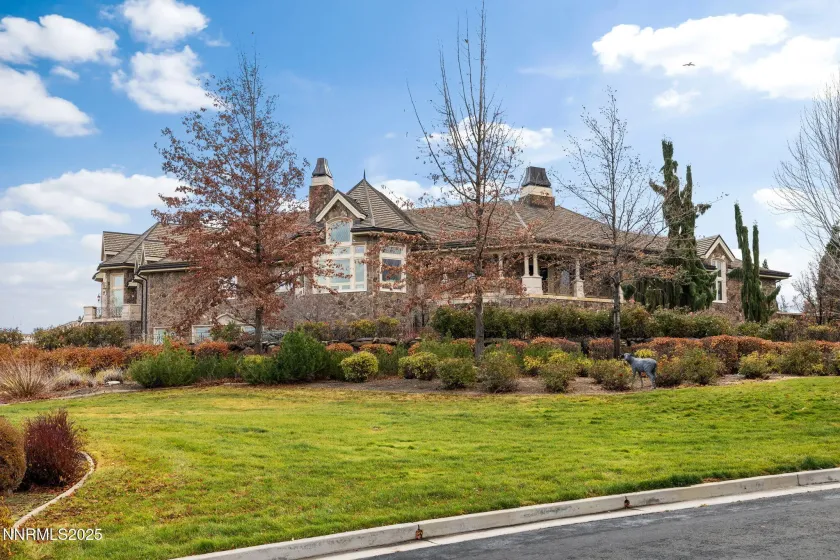 2490 Manzanita, Reno, Nevada 89509, 4 Bedrooms Bedrooms, ,8 BathroomsBathrooms,Residential,Residential,Manzanita,250058549