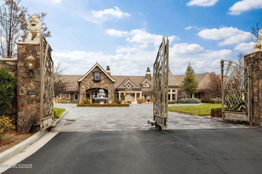 2490 Manzanita, Reno, Nevada 89509, 4 Bedrooms Bedrooms, ,8 BathroomsBathrooms,Residential,Residential,Manzanita,250058549