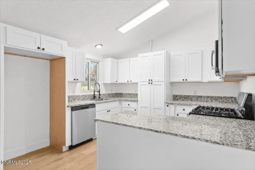 140 Sugar Hill, Sun Valley, Nevada 89433, 4 Bedrooms Bedrooms, ,2 BathroomsBathrooms,Residential,Residential,Sugar Hill,250058550