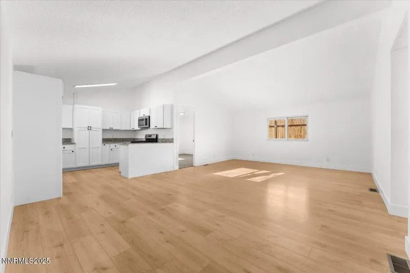 140 Sugar Hill, Sun Valley, Nevada 89433, 4 Bedrooms Bedrooms, ,2 BathroomsBathrooms,Residential,Residential,Sugar Hill,250058550