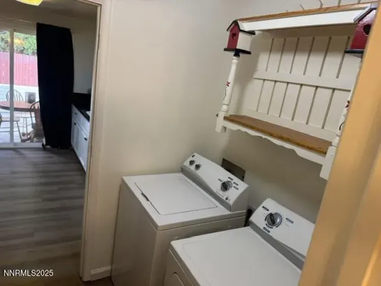 1665 London, Sparks, Nevada 89431, 2 Bedrooms Bedrooms, ,2 BathroomsBathrooms,Residential,Residential,London,250058557