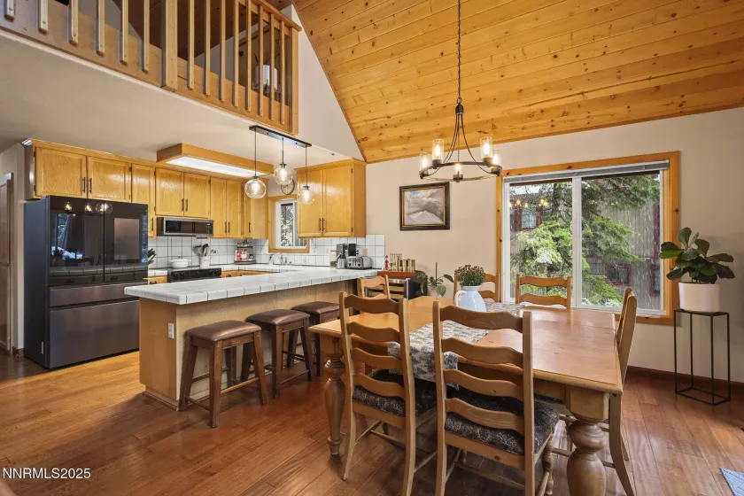 7685 Kingswood, Tahoe Vista, California 96143, 3 Bedrooms Bedrooms, ,2 BathroomsBathrooms,Residential,Residential,Kingswood,250058564