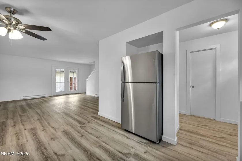 385 Smithridge, Reno, Nevada 89502, 2 Bedrooms Bedrooms, ,2 BathroomsBathrooms,Residential,Residential,Smithridge,250058565