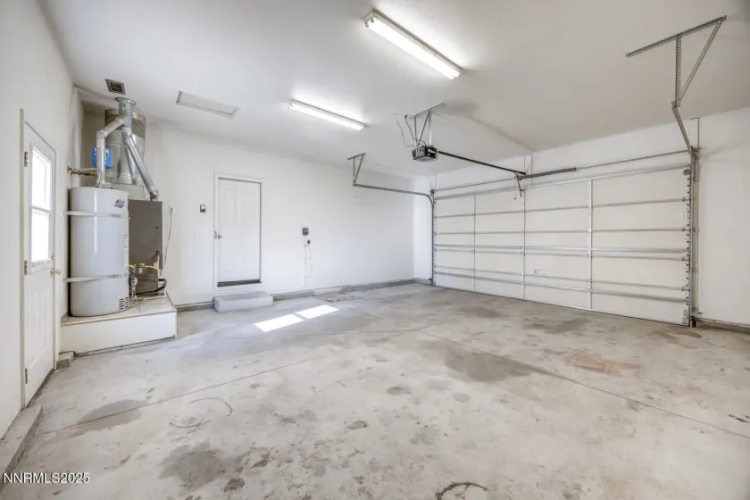 365 Richards, Fallon, Nevada 89406, 3 Bedrooms Bedrooms, ,2 BathroomsBathrooms,Residential,Residential,Richards,250058566