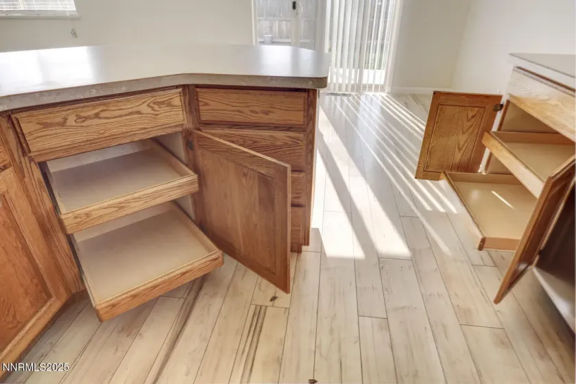 365 Richards, Fallon, Nevada 89406, 3 Bedrooms Bedrooms, ,2 BathroomsBathrooms,Residential,Residential,Richards,250058566