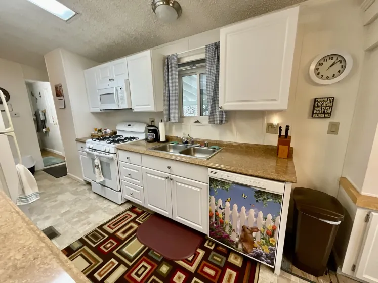 26 S Chardonnay St, Reno, Nevada 89512, 2 Bedrooms Bedrooms, 10 Rooms Rooms,2 BathroomsBathrooms,Manufactured,Residential,S Chardonnay,250058568