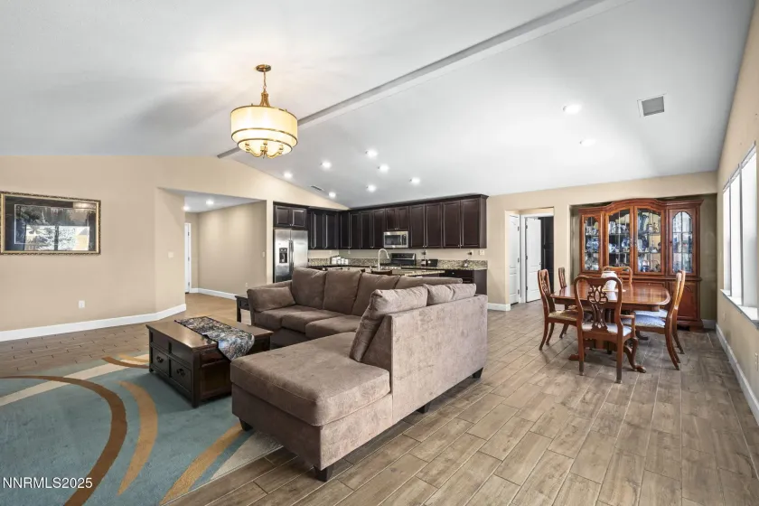 1350 Rocky Bluff, Carson City, Nevada 89701, 4 Bedrooms Bedrooms, ,3 BathroomsBathrooms,Residential,Residential,Rocky Bluff,250055941