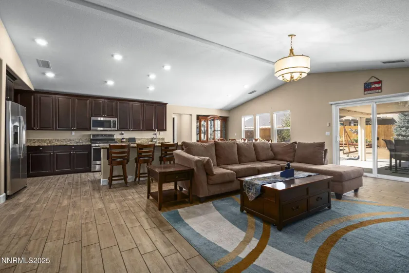 1350 Rocky Bluff, Carson City, Nevada 89701, 4 Bedrooms Bedrooms, ,3 BathroomsBathrooms,Residential,Residential,Rocky Bluff,250055941