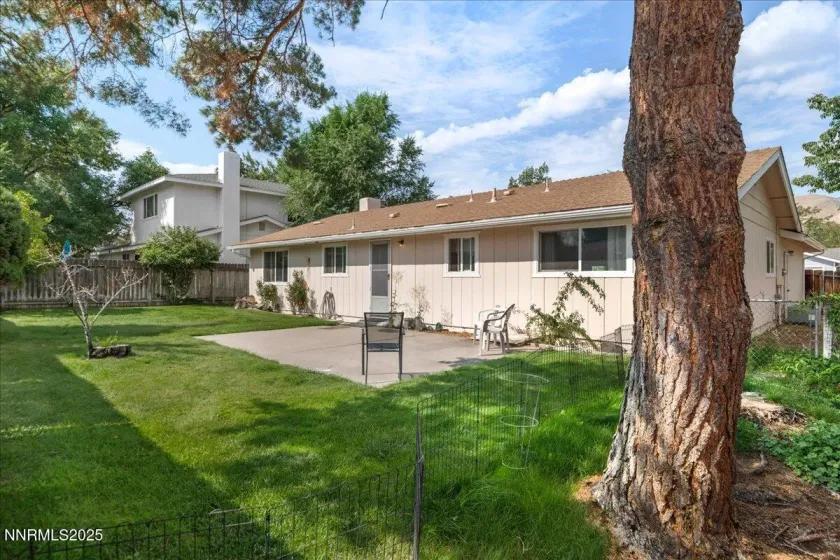 3309 Hickory, Carson City, Nevada 89701, 3 Bedrooms Bedrooms, ,2 BathroomsBathrooms,Residential,Residential,Hickory,250055351