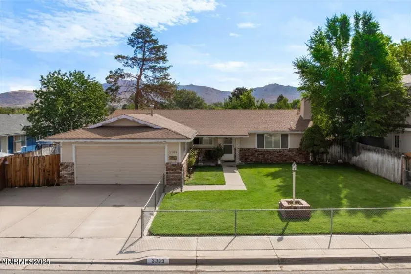 3309 Hickory, Carson City, Nevada 89701, 3 Bedrooms Bedrooms, ,2 BathroomsBathrooms,Residential,Residential,Hickory,250055351