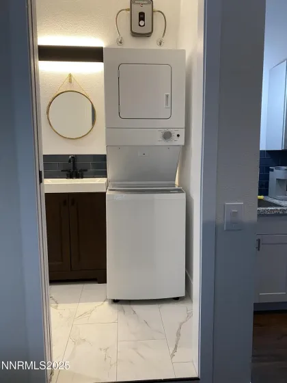 903 7th, Reno, Nevada 89503, ,Residential Income,Residential,7th,250058568