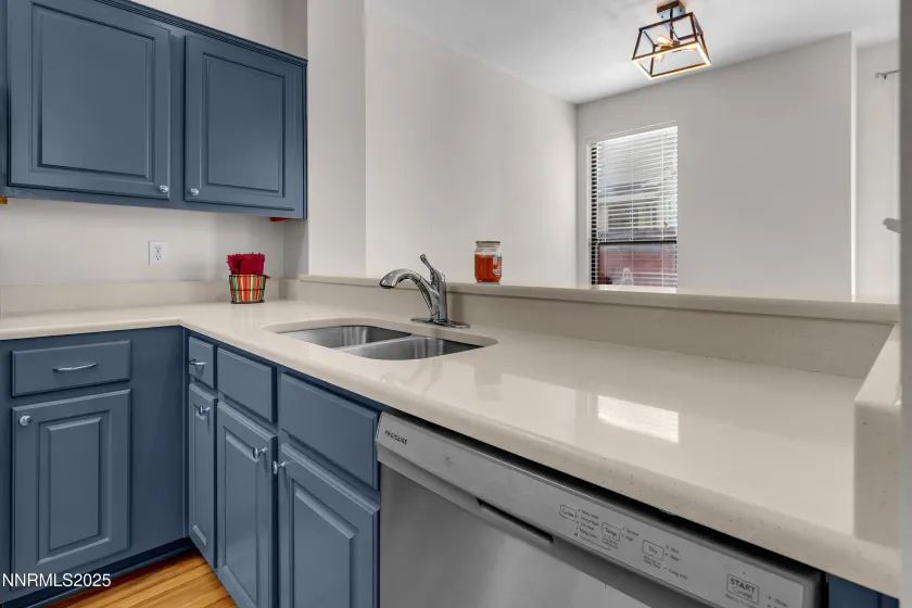 4301 Loreto, Reno, Nevada 89502, 2 Bedrooms Bedrooms, ,3 BathroomsBathrooms,Residential,Residential,Loreto,250058571