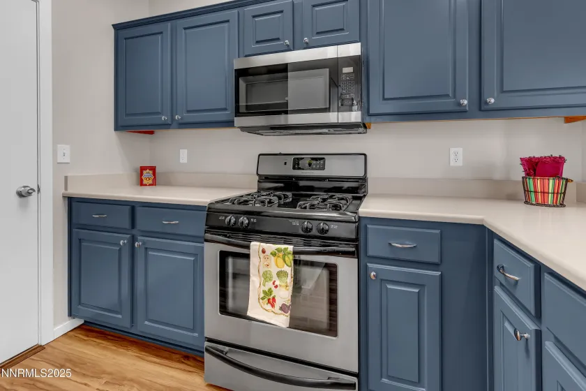 4301 Loreto, Reno, Nevada 89502, 2 Bedrooms Bedrooms, ,3 BathroomsBathrooms,Residential,Residential,Loreto,250058571