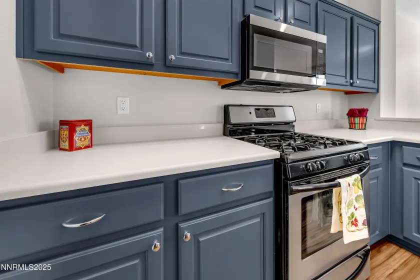 4301 Loreto, Reno, Nevada 89502, 2 Bedrooms Bedrooms, ,3 BathroomsBathrooms,Residential,Residential,Loreto,250058571