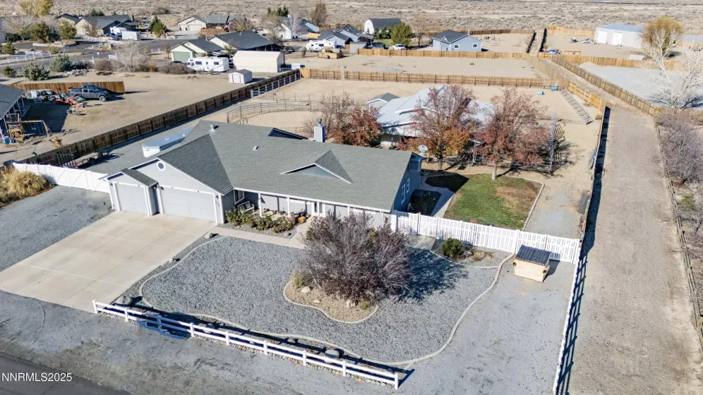 2880 Horseshoe, Fernley, Nevada 89408, 3 Bedrooms Bedrooms, ,2 BathroomsBathrooms,Residential,Residential,Horseshoe,250058574
